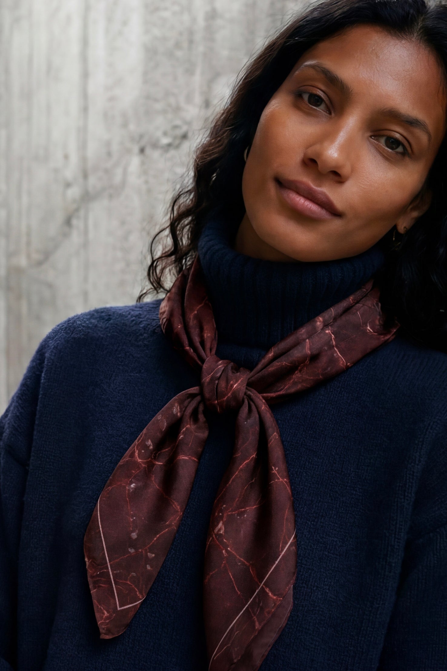 Foulard Soie 70 - Granit Bordeaux